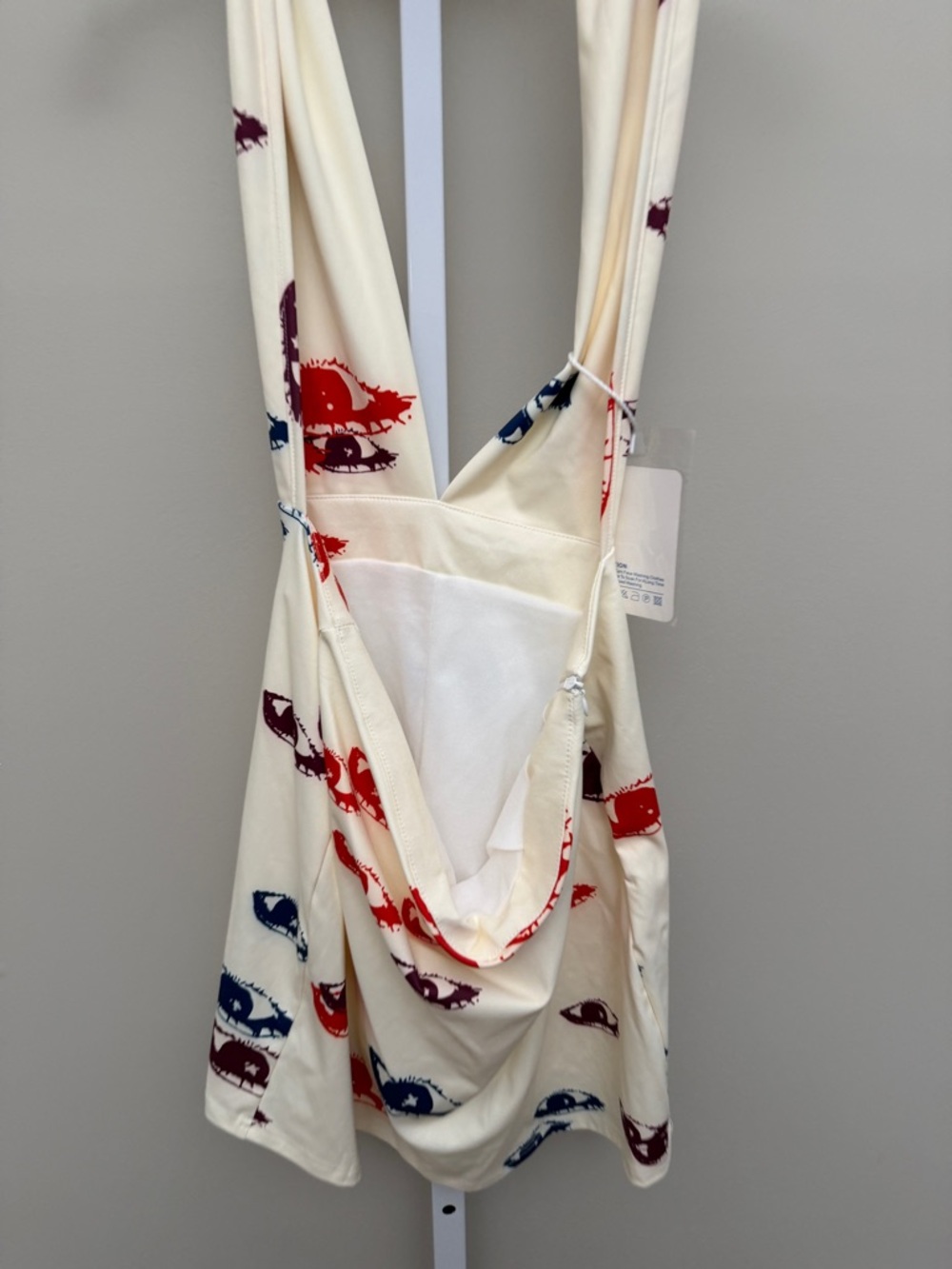 Forever 21 Cream Halter dress with Red & Blue Eye Print - Picture 6 of 6